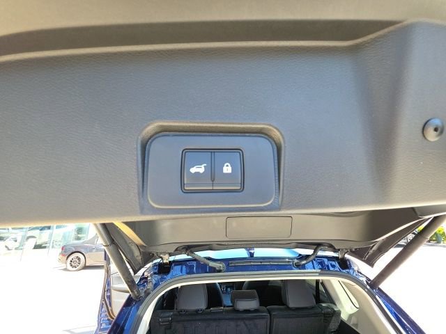 Used 2024 Nissan Rogue SL w/ SL Premium Package image 28