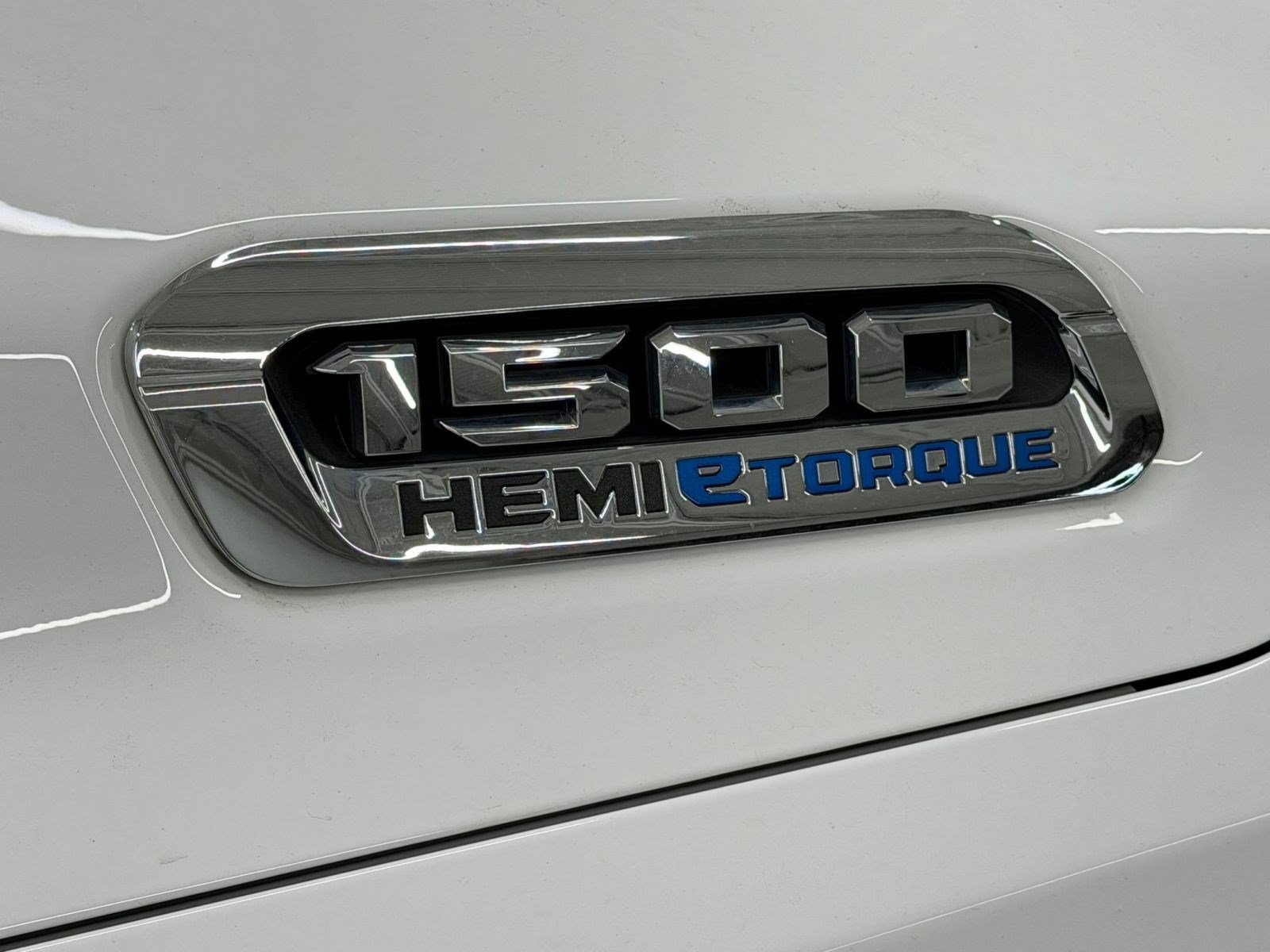 Used 2022 RAM 1500 Big Horn AWD/4WD image 38
