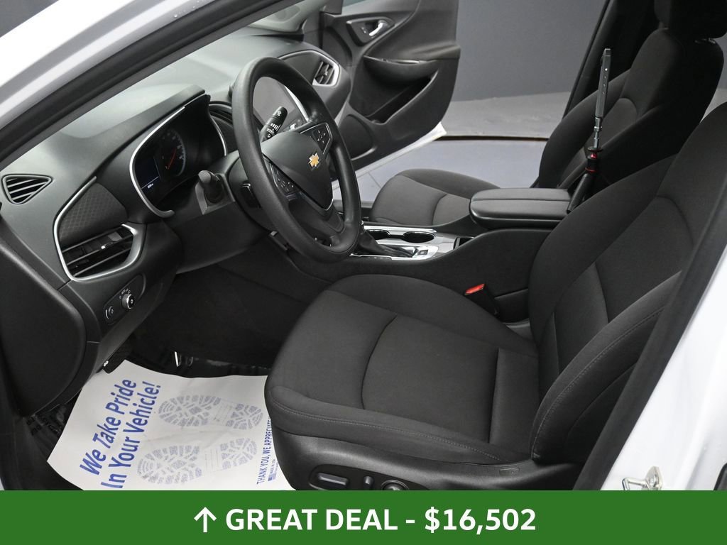 Used 2023 Chevrolet Malibu LT image 32