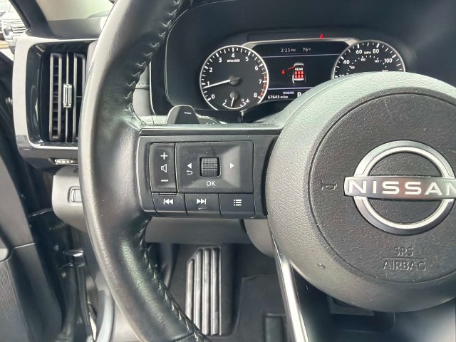 Used 2024 Nissan Pathfinder SV FWD image 26