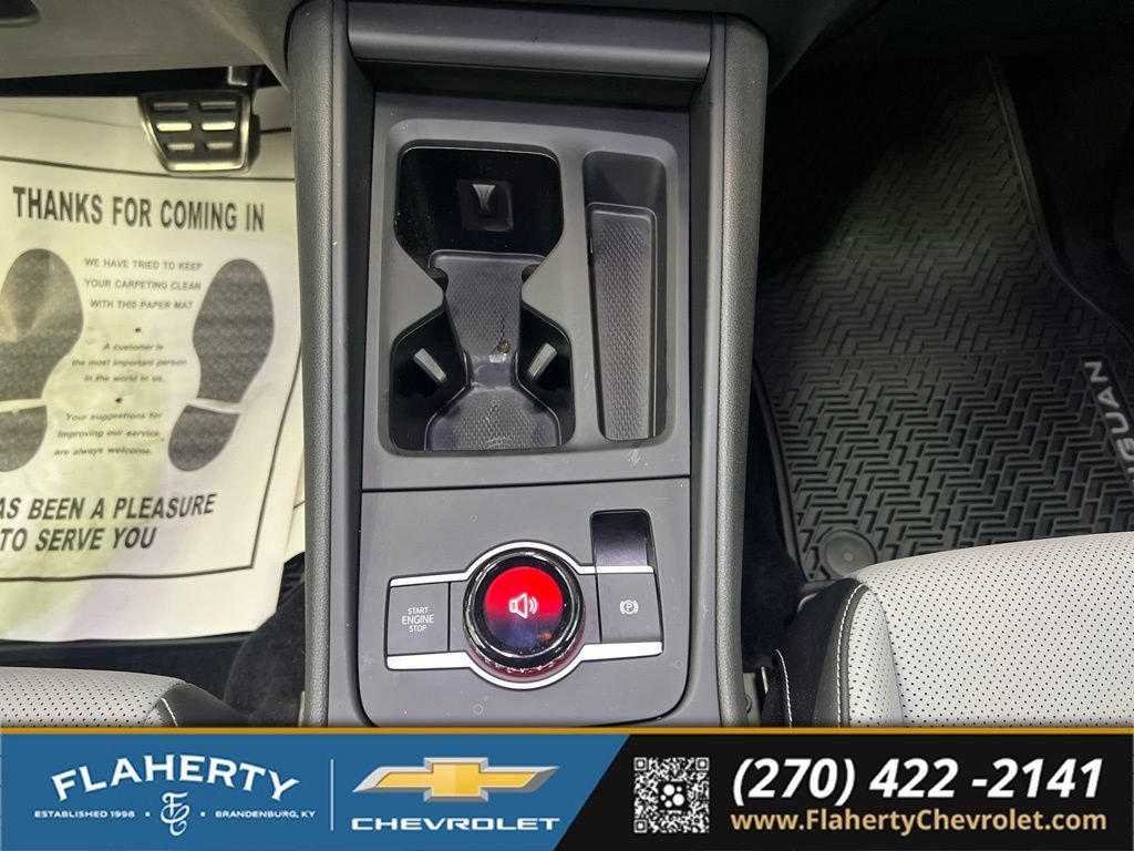Used 2025 Volkswagen Tiguan SE R-Line AWD/4WD image 32