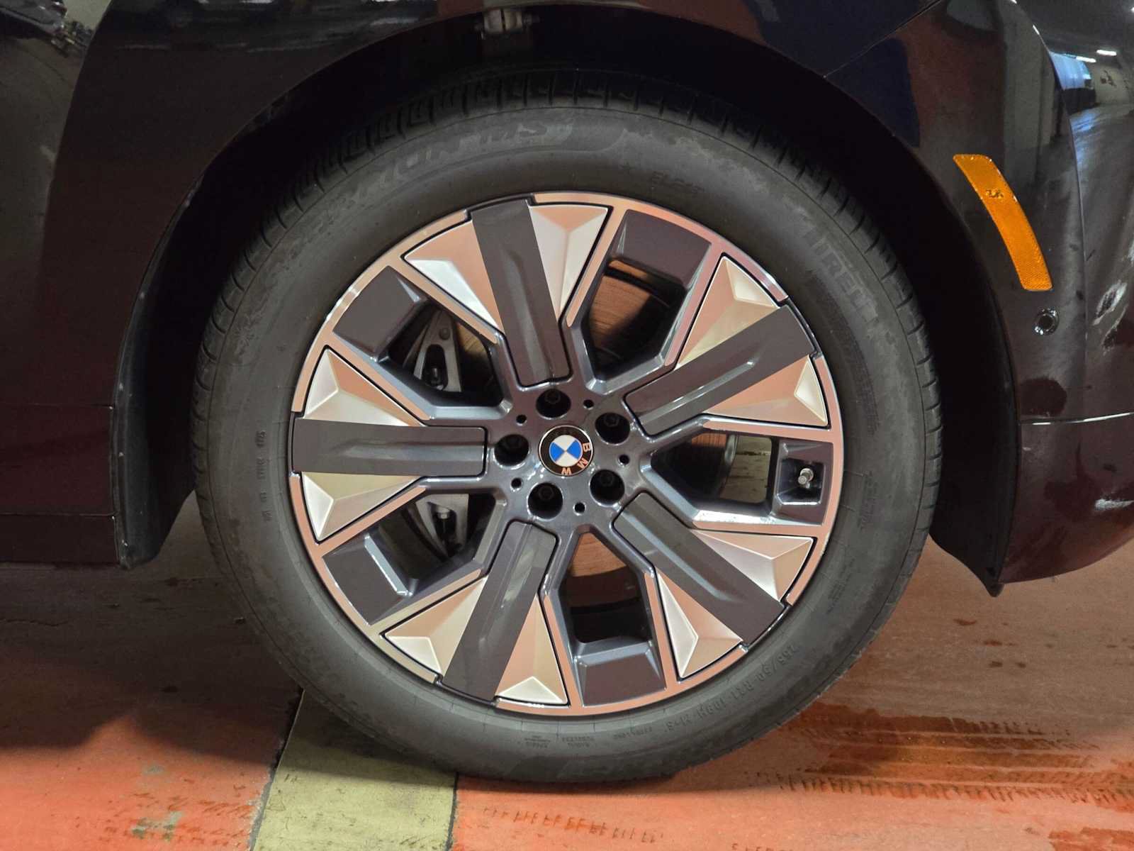 Used 2026 BMW iX xDrive60 w/ Executive Package AWD/4WD image 9