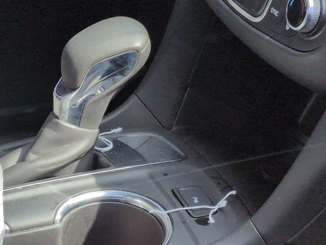 Used 2023 Chevrolet Equinox LT FWD image 13