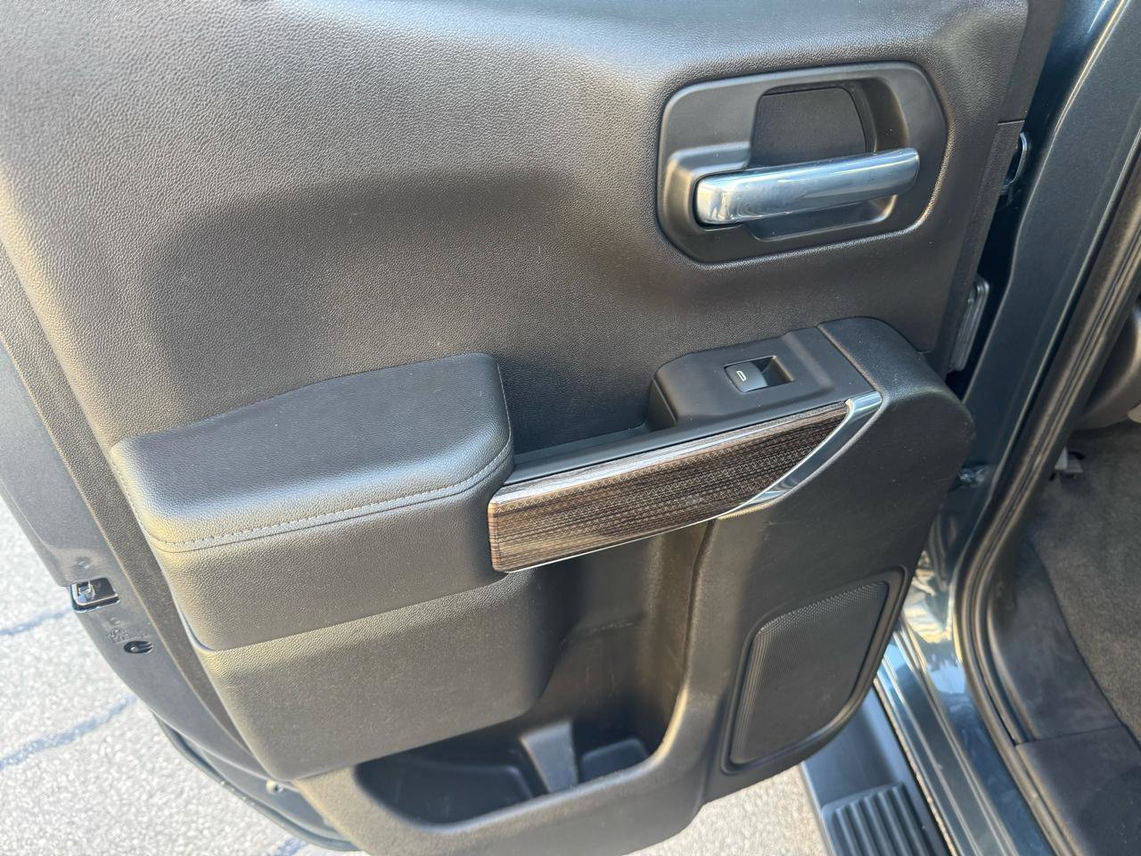 Used 2021 Chevrolet Silverado 1500 RST image 22