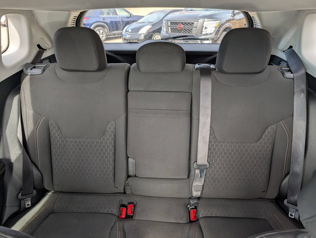Used 2018 Jeep Compass Sport w/ Cold Weather Group AWD/4WD image 13