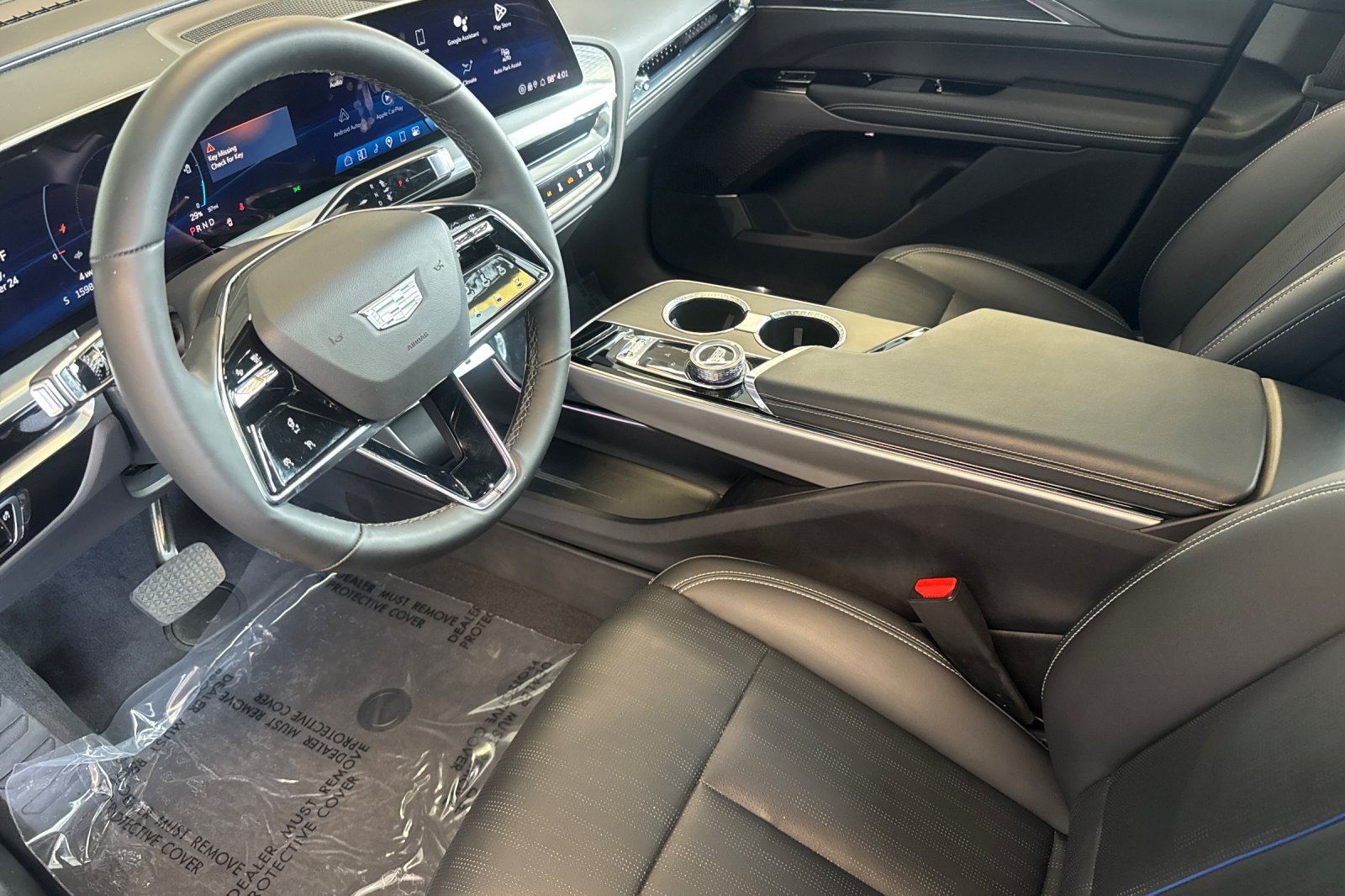 Used 2024 Cadillac Lyriq Luxury RWD image 9