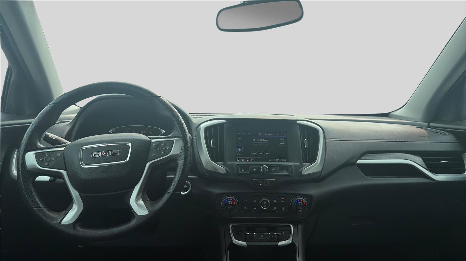 Used 2023 GMC Terrain SLE w/ Driver Convenience Package AWD/4WD image 9