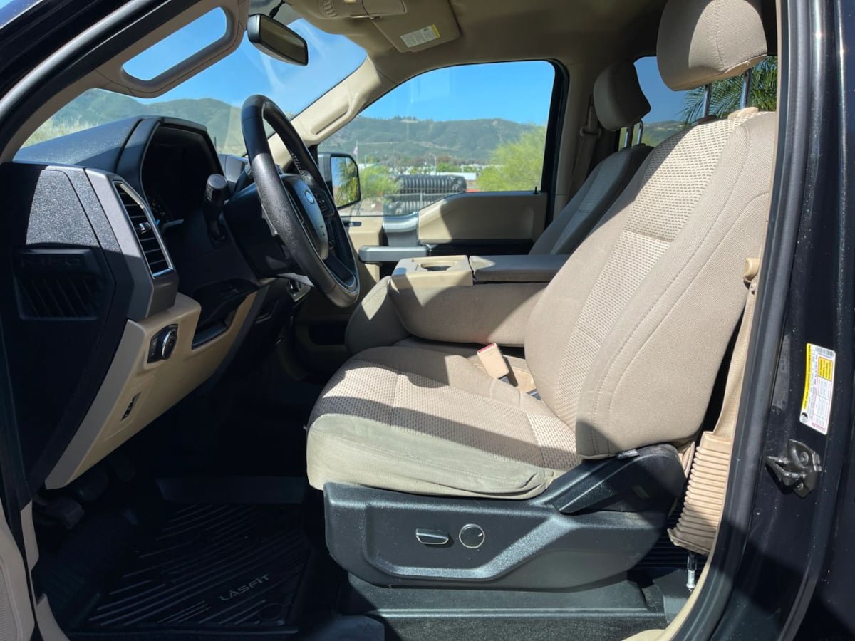 Used 2015 Ford F150 XLT w/ Equipment Group 301A Mid AWD/4WD image 12