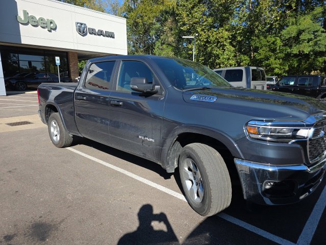 Used 2025 RAM 1500 Big Horn AWD/4WD image 3