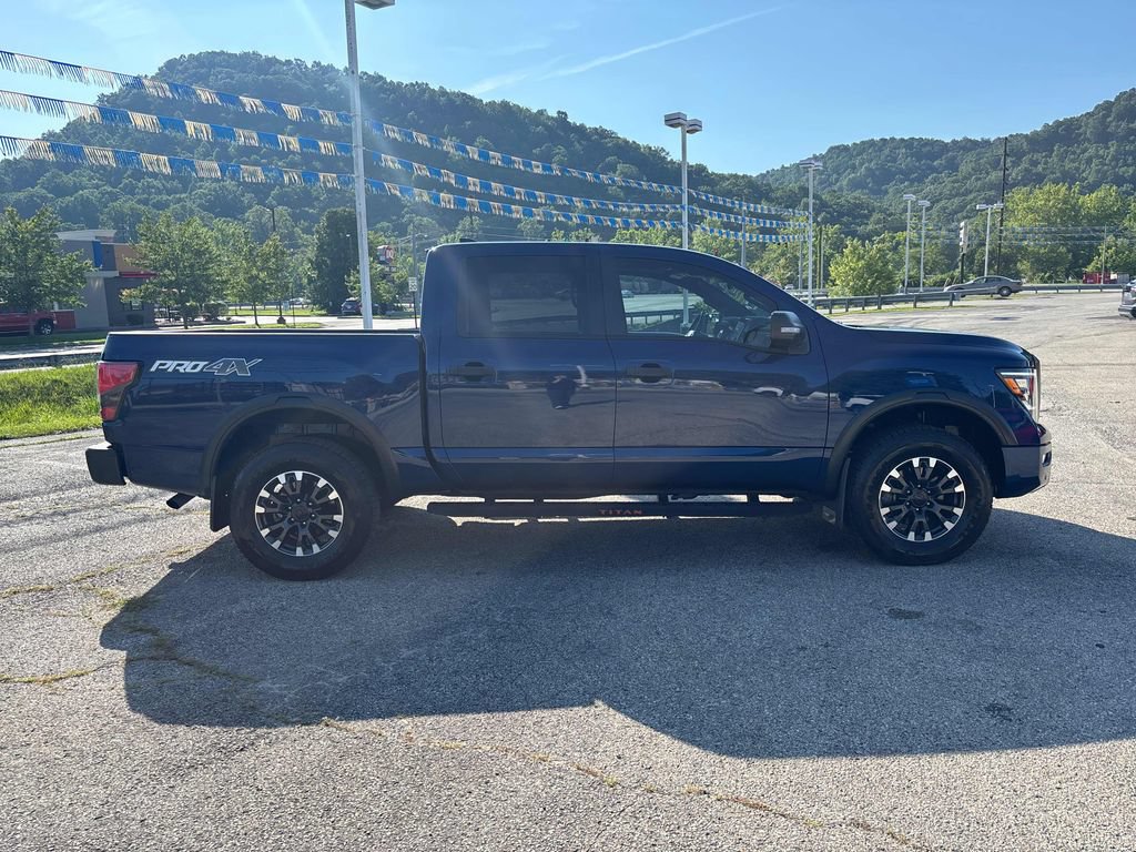 Used 2024 Nissan Titan PRO-4X w/ Pro-4x Convenience Package AWD/4WD image 6