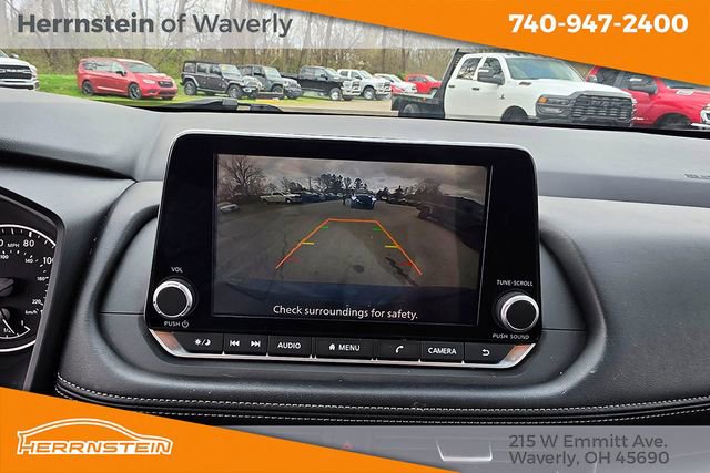 Used 2024 Nissan Rogue SV FWD image 18