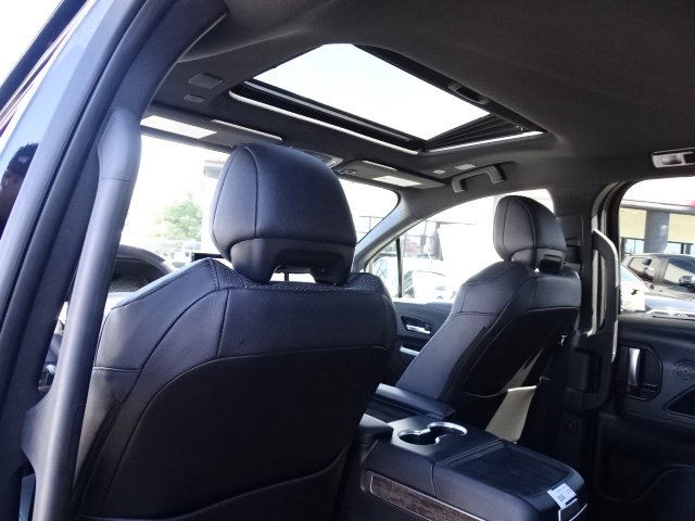 New 2026 Toyota Sienna Platinum AWD/4WD image 14