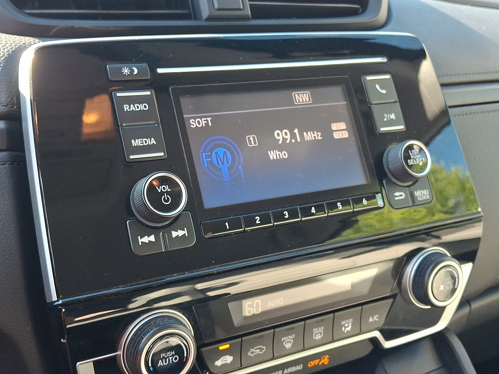 Used 2019 Honda CR-V LX image 16