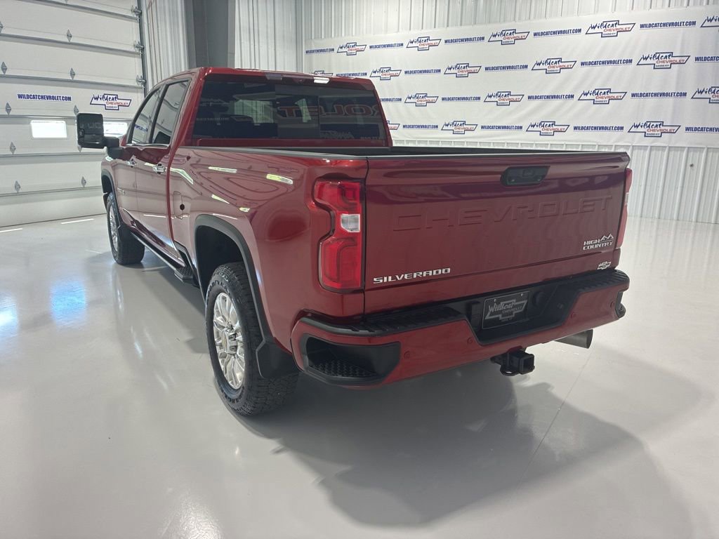 Used 2023 Chevrolet Silverado 2500 High Country w/ Z71 Off-Road Package AWD/4WD image 4