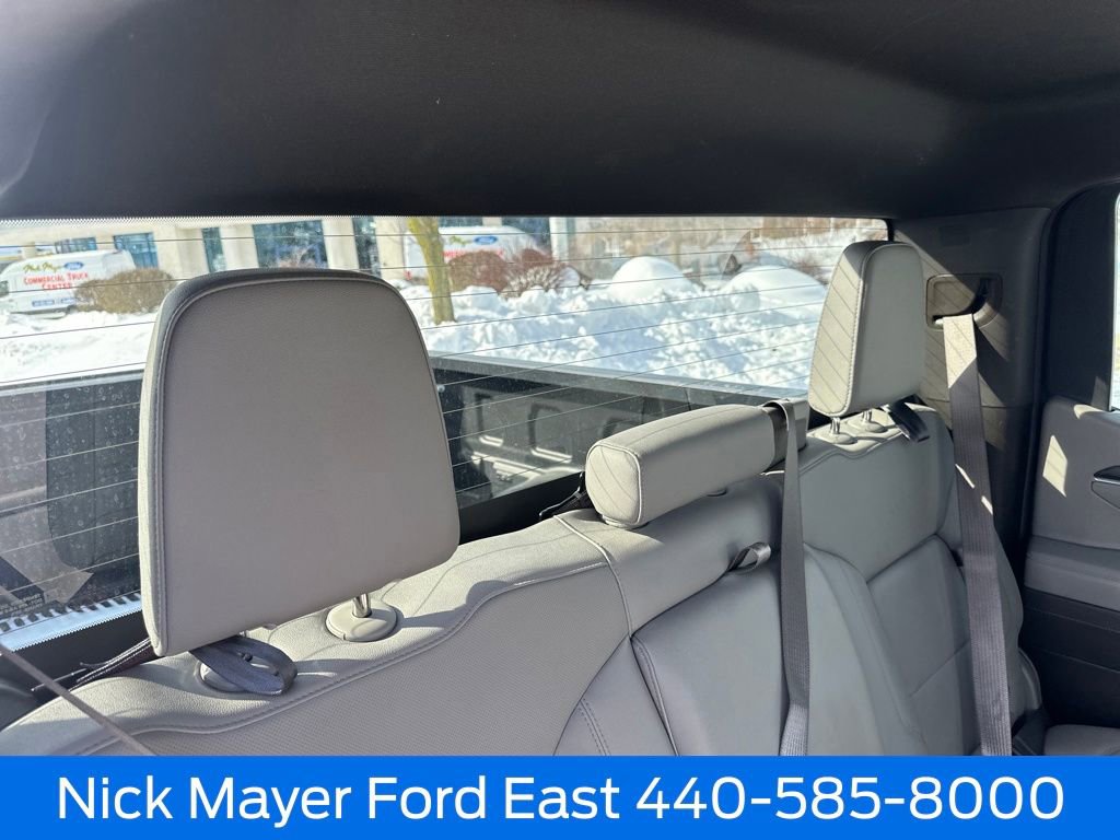 Used 2025 GMC Sierra 1500 SLT image 18
