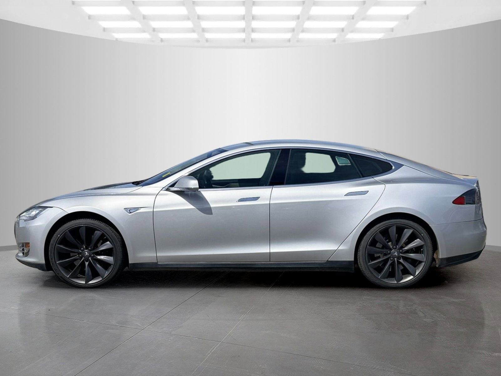 Used 2014 Tesla Model S RWD image 8