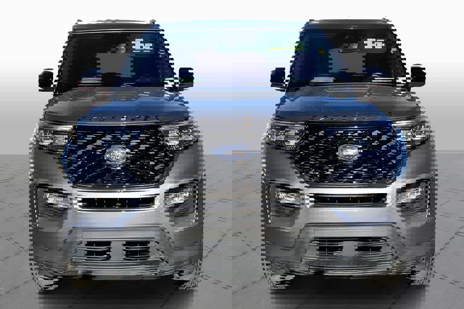 Used 2022 Ford Explorer ST-Line w/ Class IV Trailer Tow Package image 4