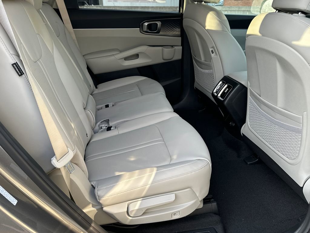 New 2026 Kia Sorento EX image 13