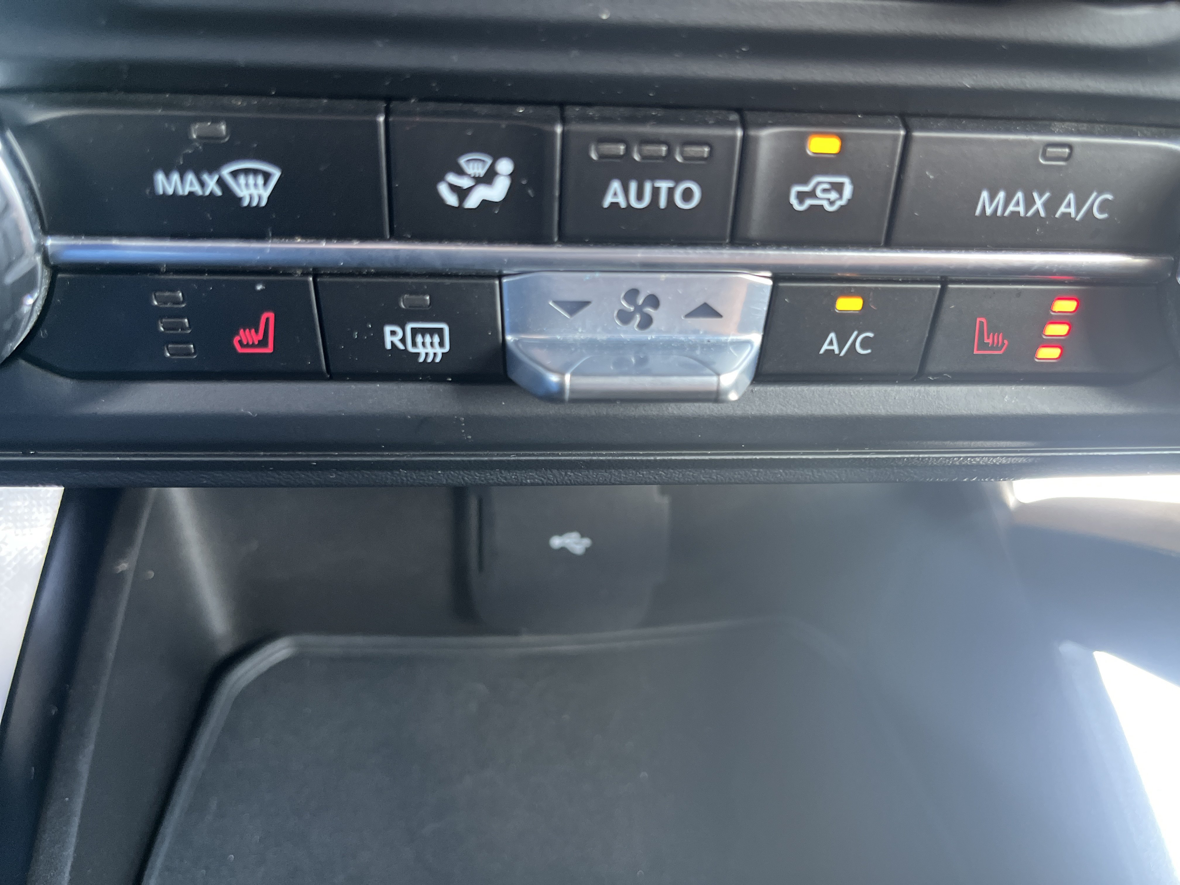 Used 2023 Ford Bronco Badlands w/ Sasquatch Package AWD/4WD image 30
