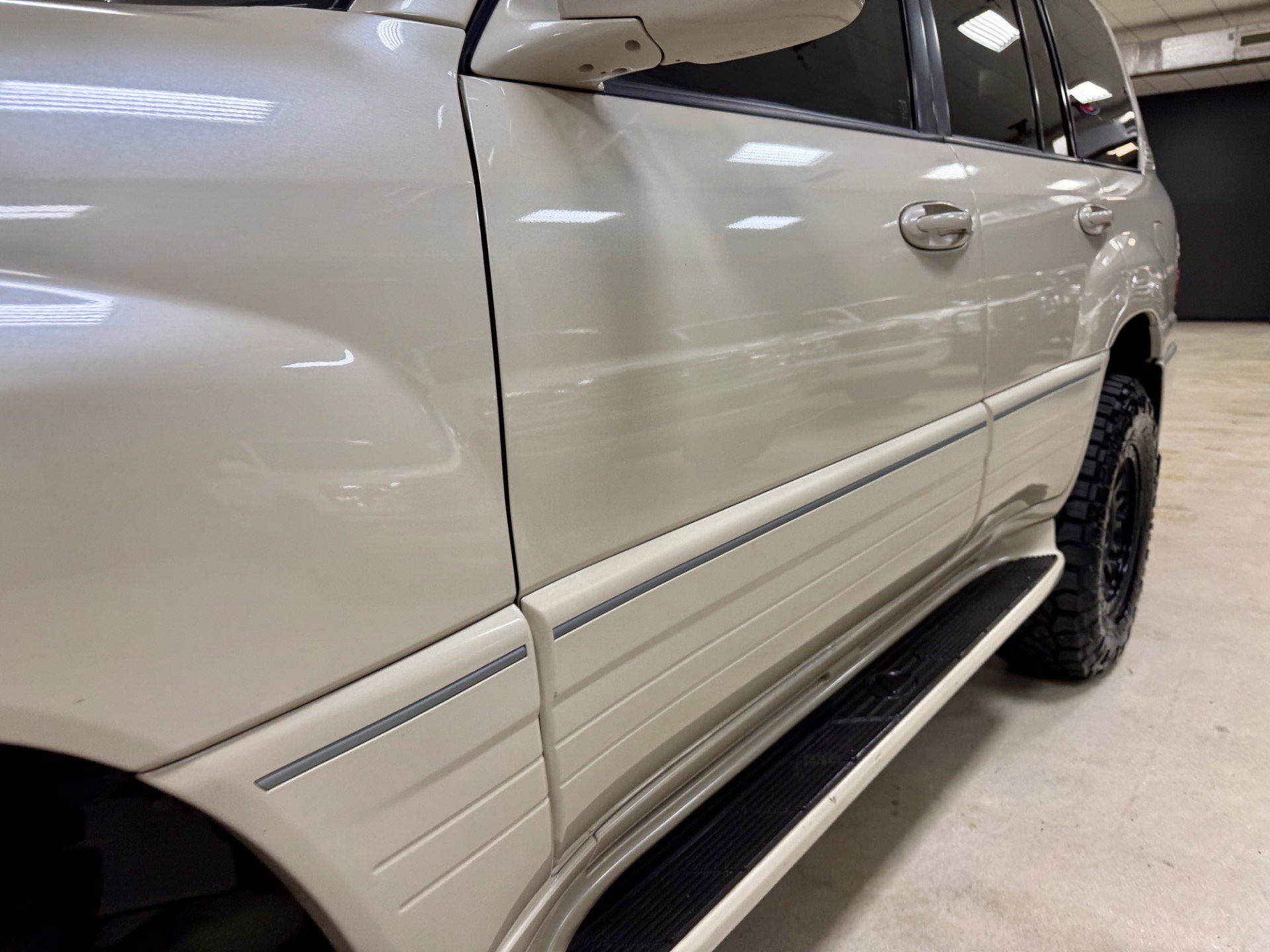 Used 2005 Lexus LX 470 4WD image 15