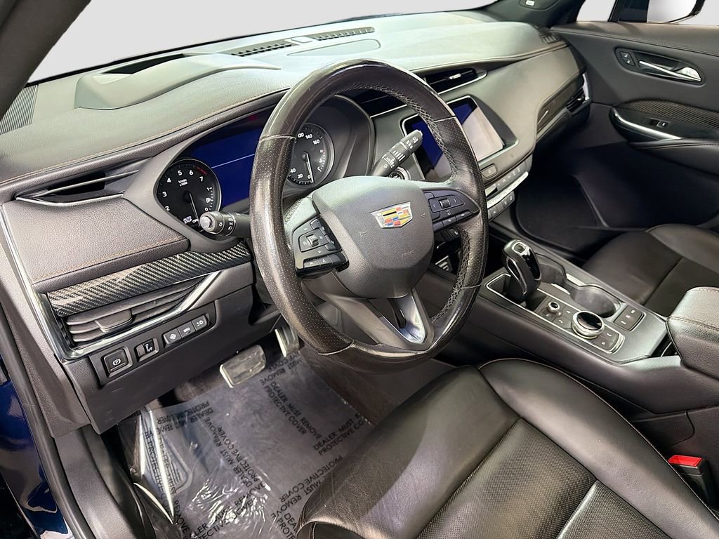 Used 2019 Cadillac XT4 Sport AWD/4WD image 11