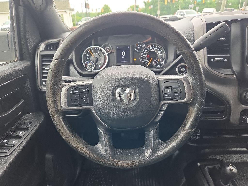 Used 2022 RAM 5500 Tradesman w/ Chrome Appearance Group AWD/4WD image 12