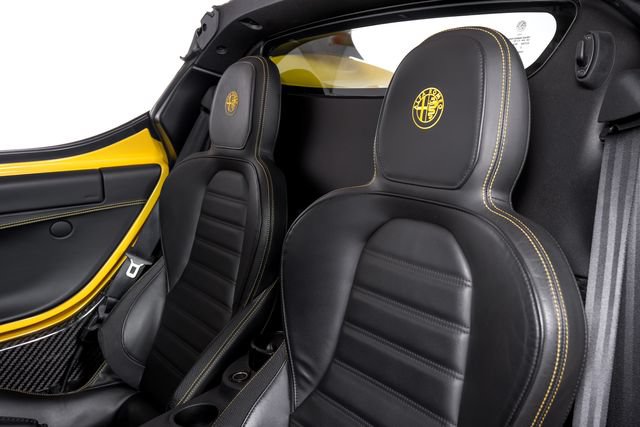 Used 2016 Alfa Romeo 4C Spider w/ Spider Track Package 4 RWD image 17