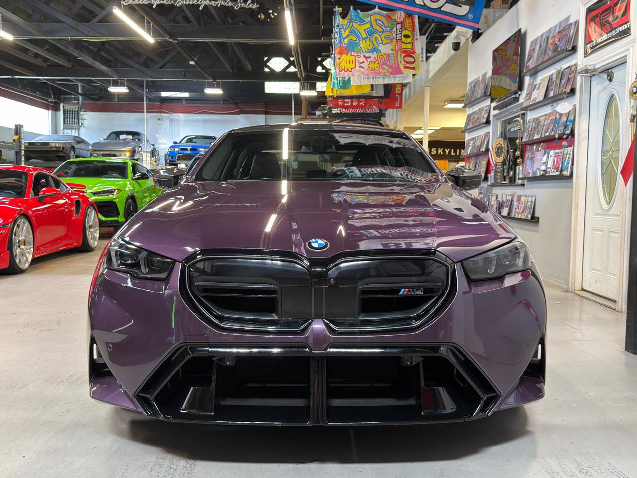 Used 2025 BMW M5 AWD/4WD image 2