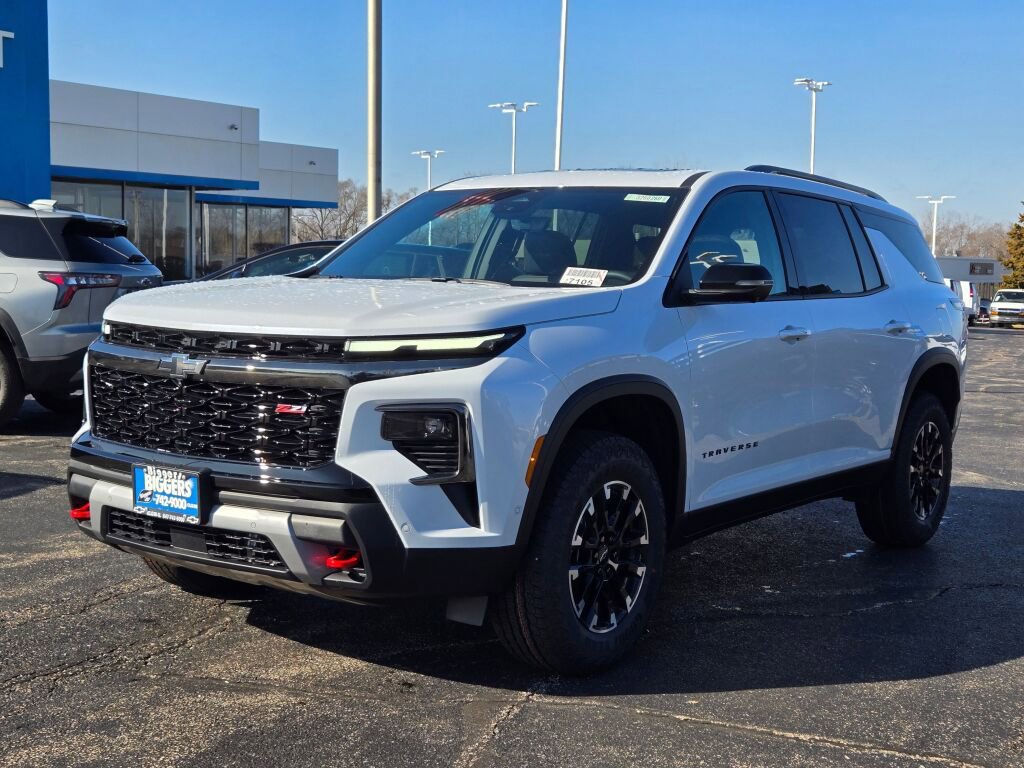 New 2026 Chevrolet Traverse Z71 w/ Enhanced Driving Package image 3