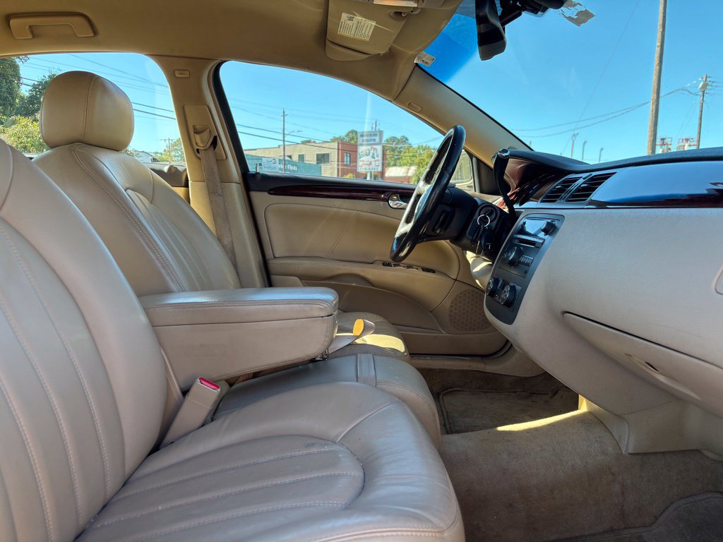 Used 2007 Buick Lucerne CXL FWD image 27