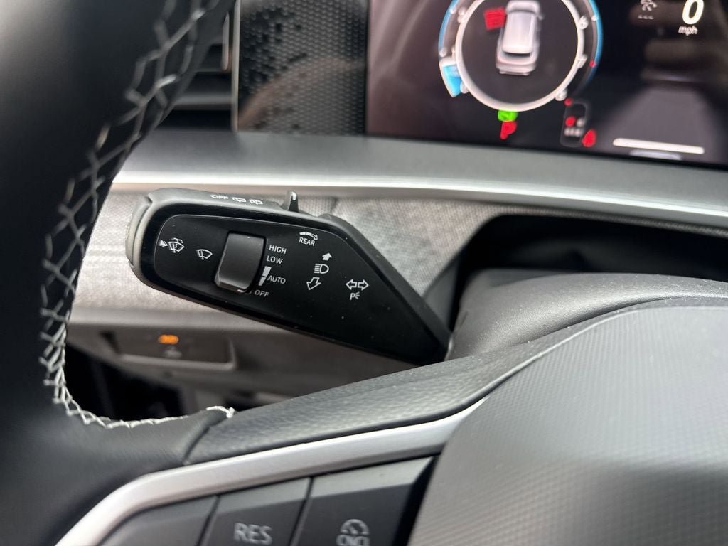 New 2026 Volkswagen Tiguan S FWD image 17