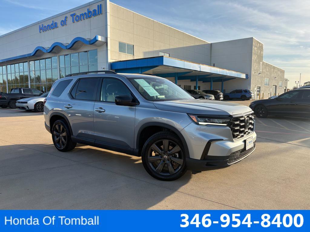 Certified 2025 Honda Pilot Sport