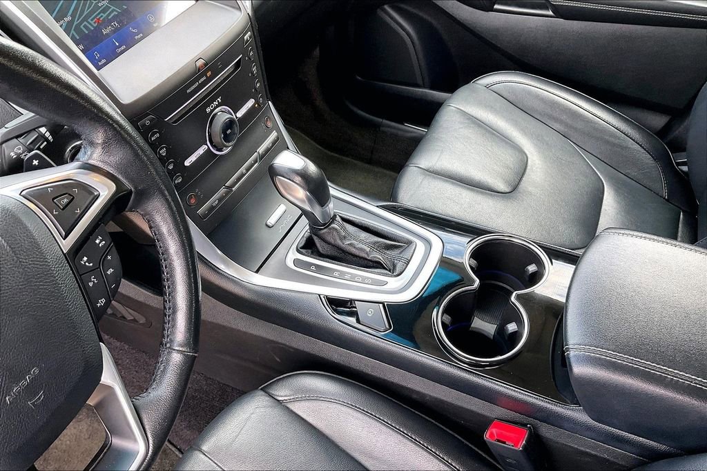 Used 2015 Ford Edge Titanium w/ Technology Package image 15