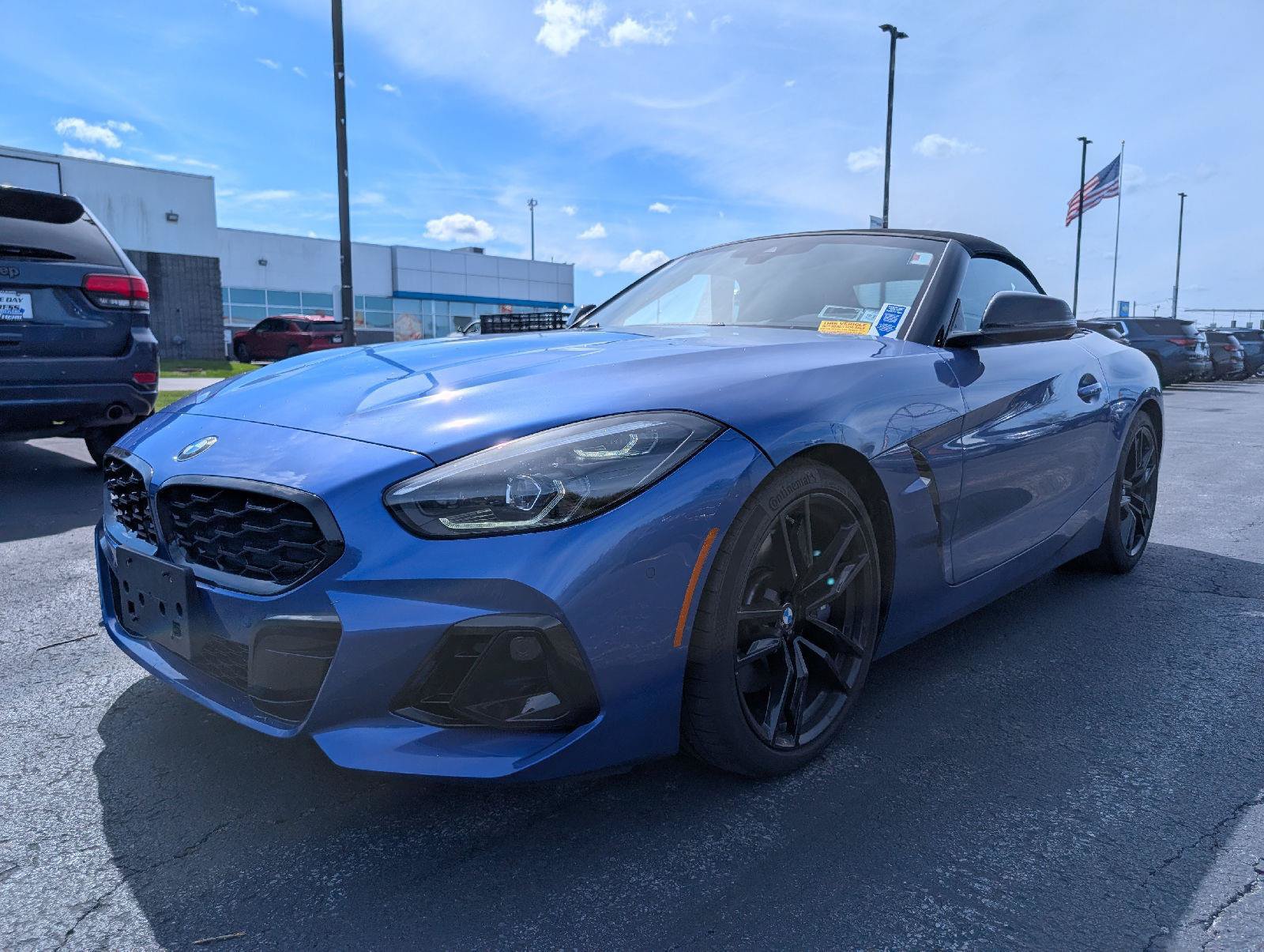 Used 2025 BMW Z4 M40i w/ Premium Package RWD image 5