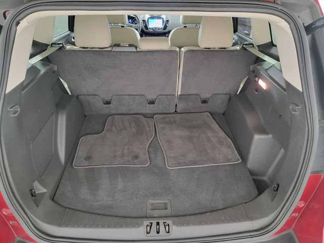 Used 2017 Ford Escape Titanium FWD image 16