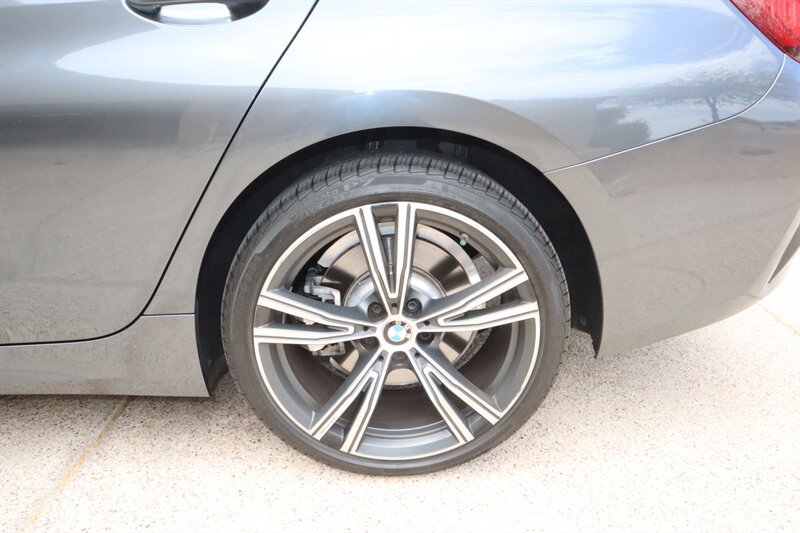 Used 2021 BMW 330e w/ Convenience Package RWD image 19