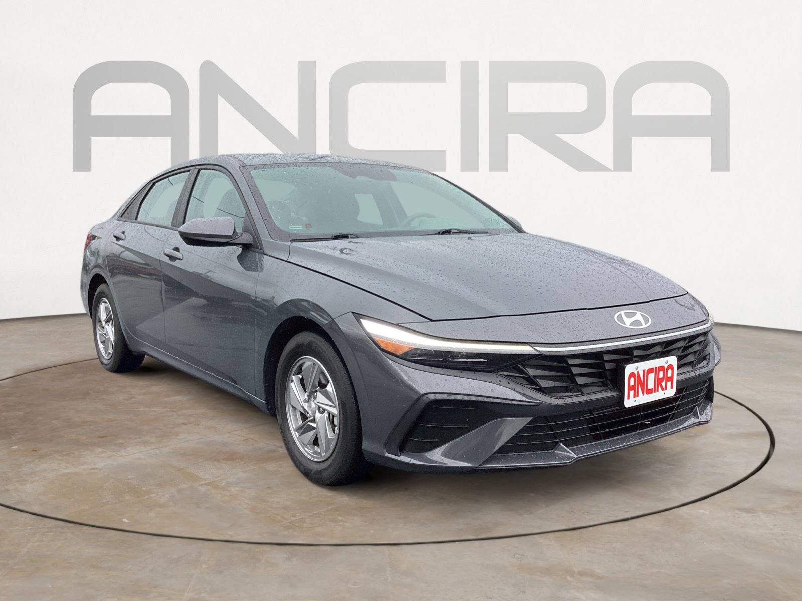 Used 2024 Hyundai Elantra SE FWD image 7