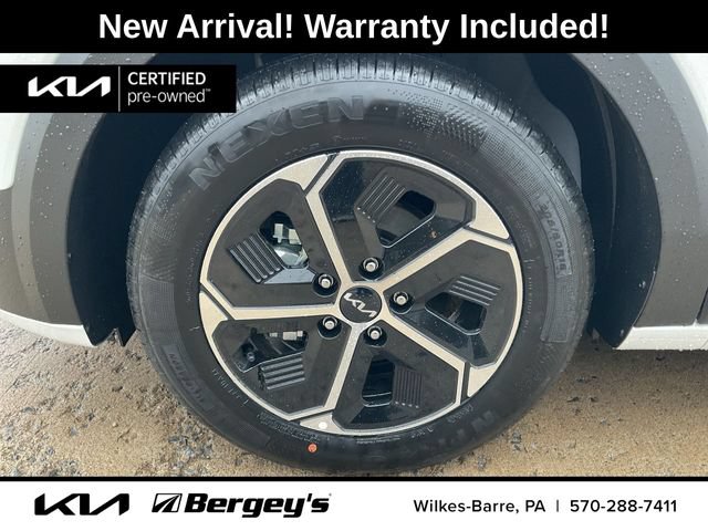 Certified 2023 Kia Niro EX FWD image 1