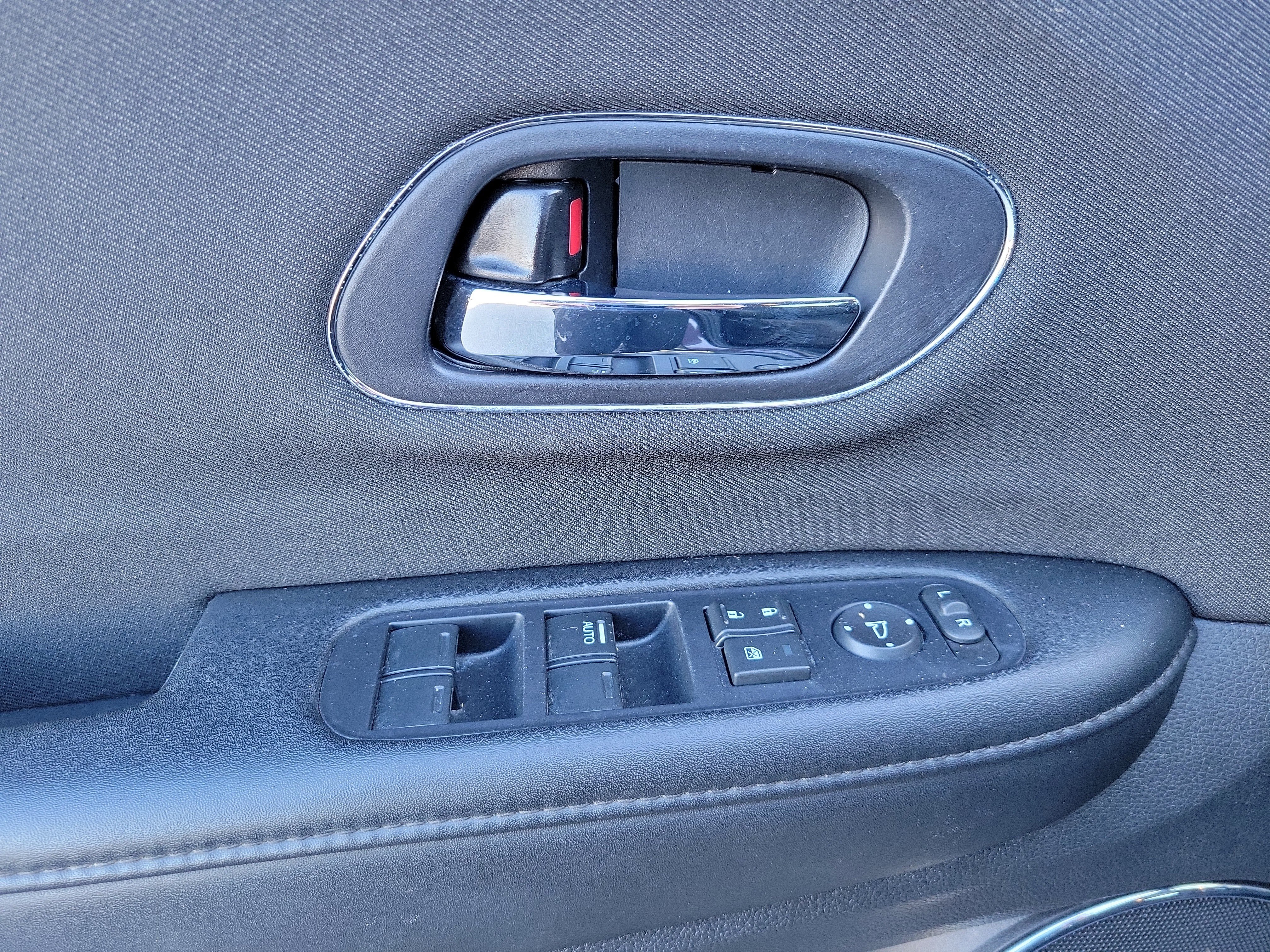 Used 2021 Honda HR-V EX image 24