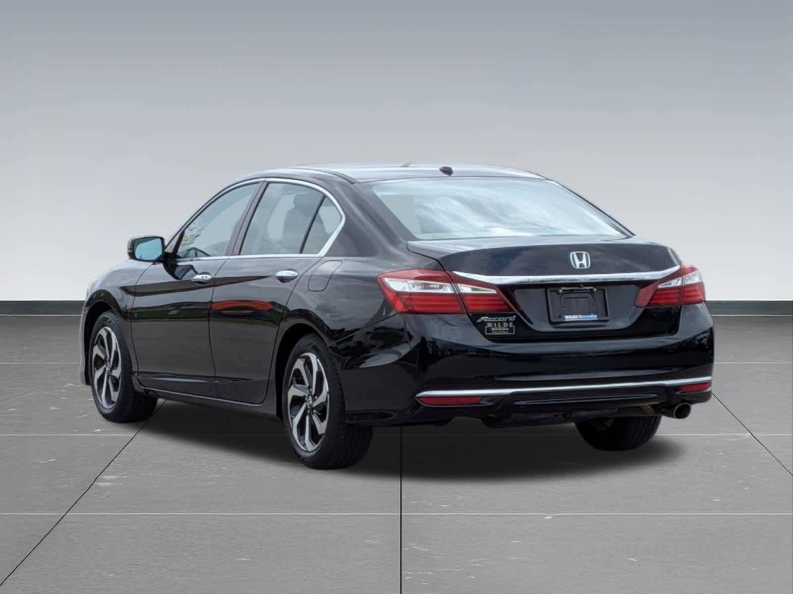 Used 2016 Honda Accord EX-L image 4