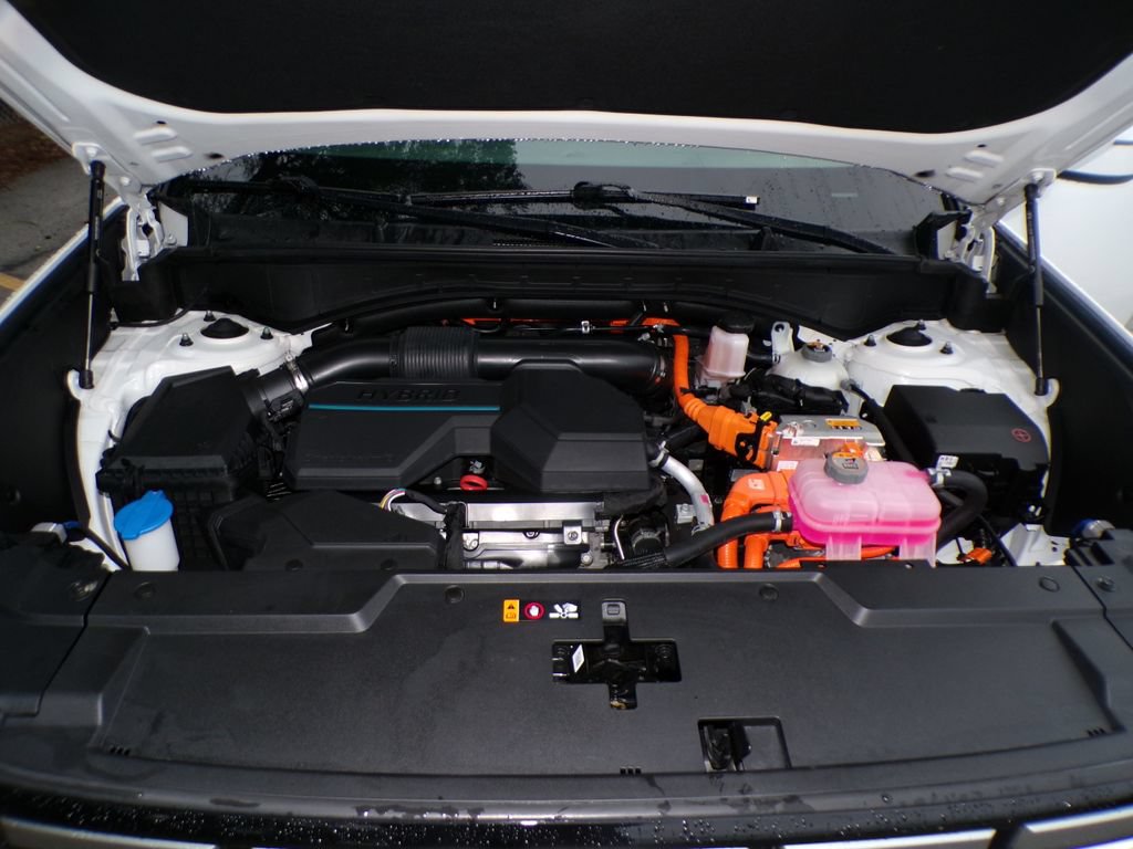 Certified 2024 Hyundai Santa Fe SEL FWD image 33
