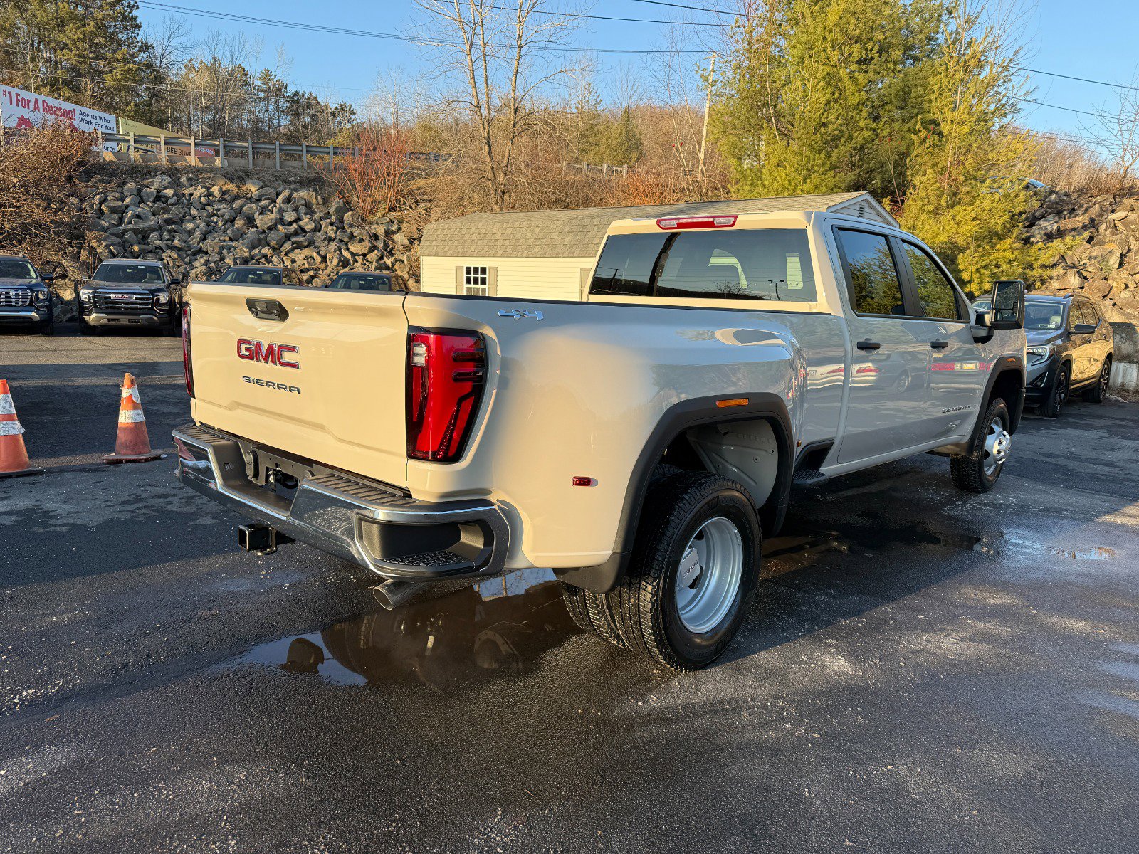 New 2026 GMC Sierra 3500 Pro image 5