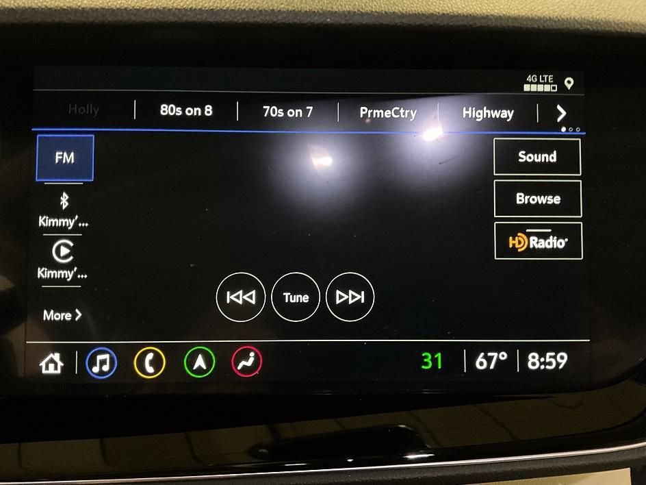 Used 2023 Buick Envision Avenir image 19