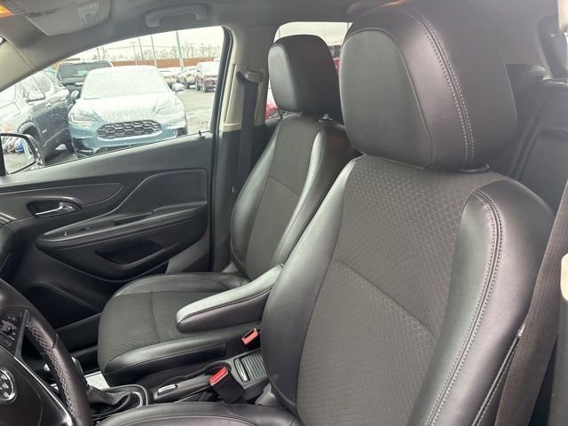 Used 2018 Buick Encore Preferred image 12