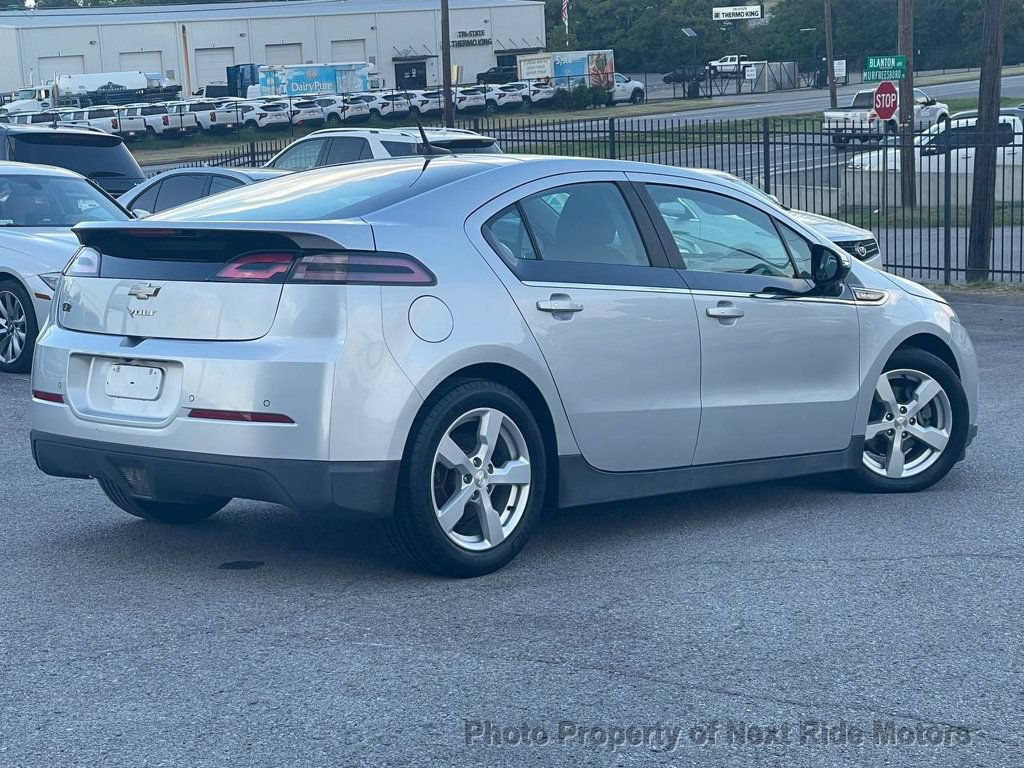 Used 2014 Chevrolet Volt Premium w/ Premium Trim Package FWD image 33