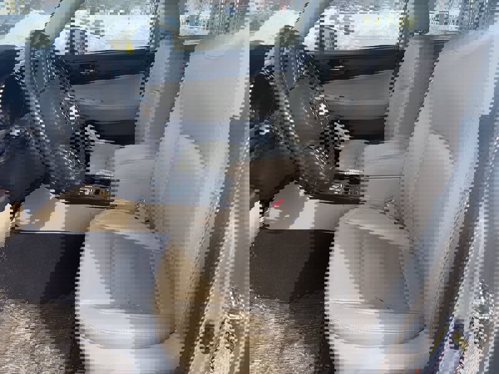 Used 2017 Subaru Outback 2.5i Limited AWD/4WD image 5