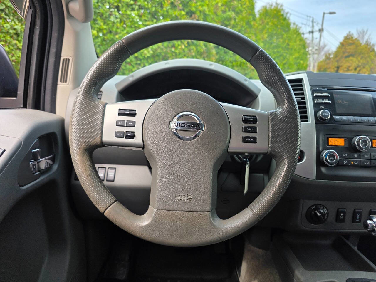 Used 2013 Nissan Frontier SV w/ SV Value Truck Pkg image 19