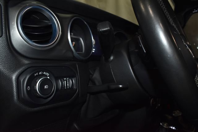 Used 2021 Jeep Wrangler Unlimited Sahara AWD/4WD image 24