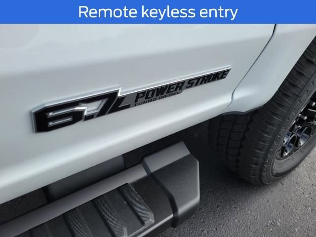 New 2026 Ford F350 XLT w/ XLT Premium Package AWD/4WD image 13