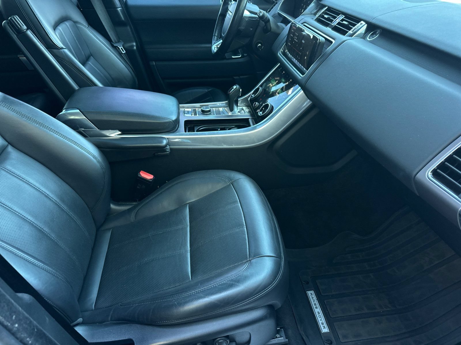Used 2020 Land Rover Range Rover Sport HSE AWD/4WD image 15